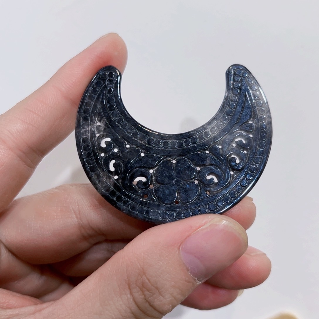 翡翠未镶嵌吊坠(赠链)代编织