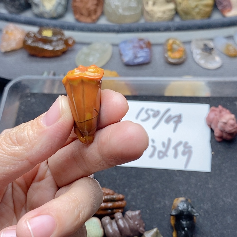 【闪购商品】定制石英质玉吊坠未镶嵌