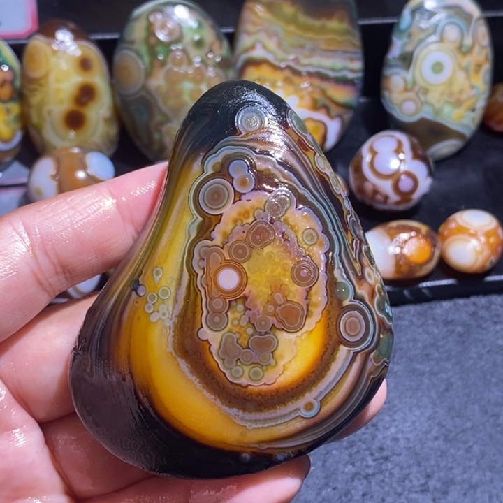 玛瑙/玉髓未镶嵌珠宝奇石21