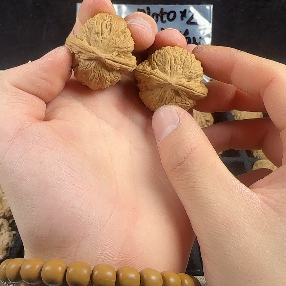 高***)文玩核桃吊坠哈哈哈哈哈哈哈哈