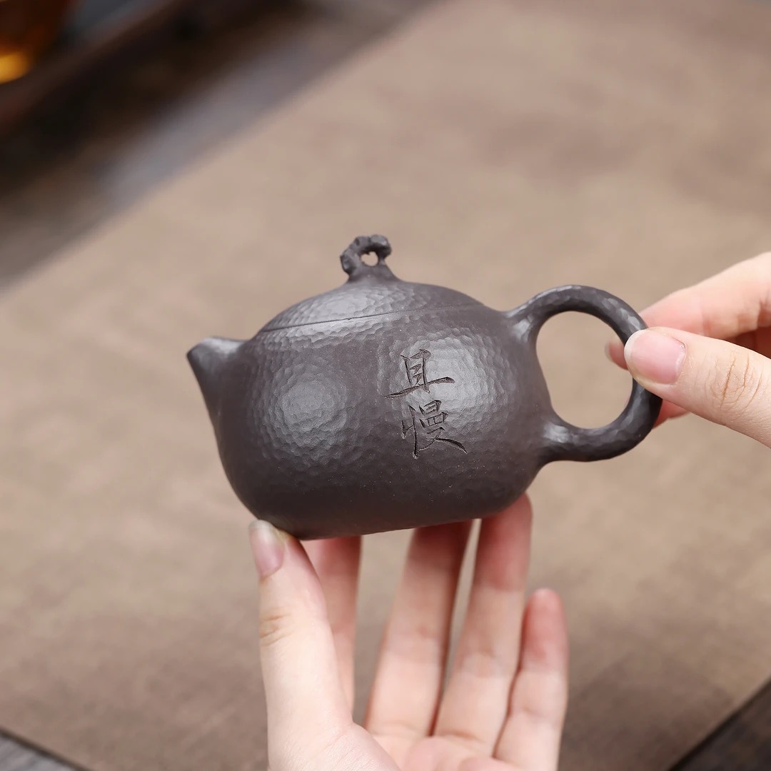 雪涓宜兴原矿紫砂天青紫泥西施且慢茶壶