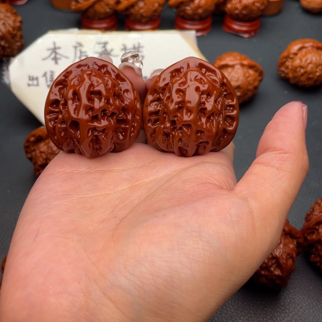 真***笑文玩核桃把件野生个百年老核