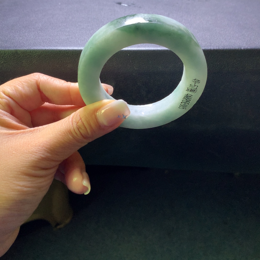 定制翡翠未镶嵌翡翠手镯49_57