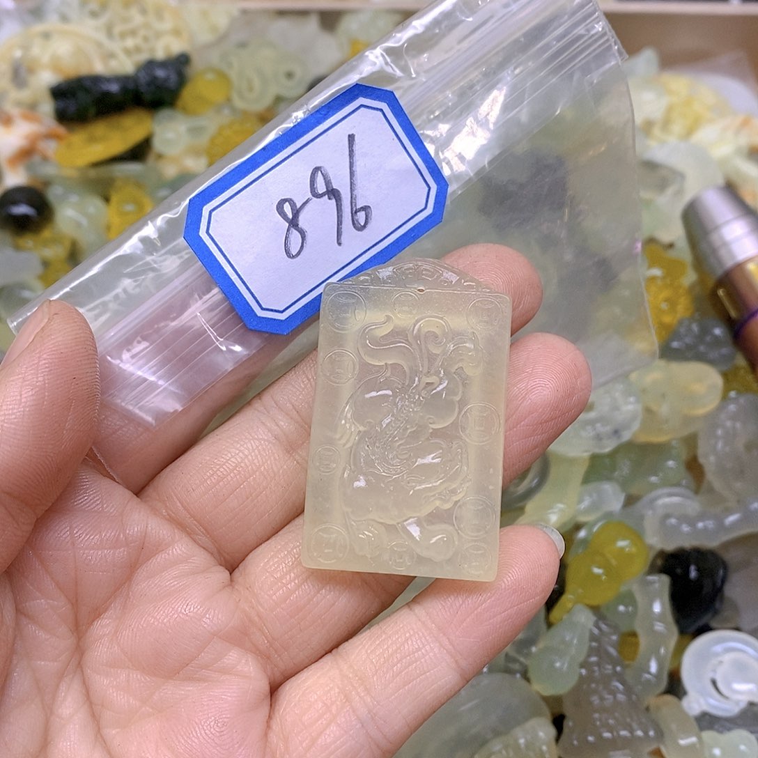 蛇纹石玉颈饰未镶嵌896