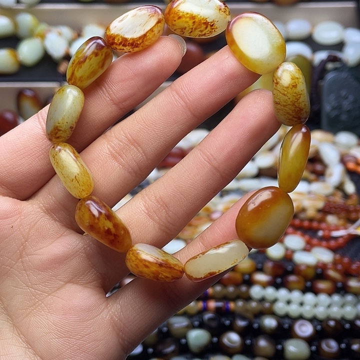 和田玉未镶嵌手链