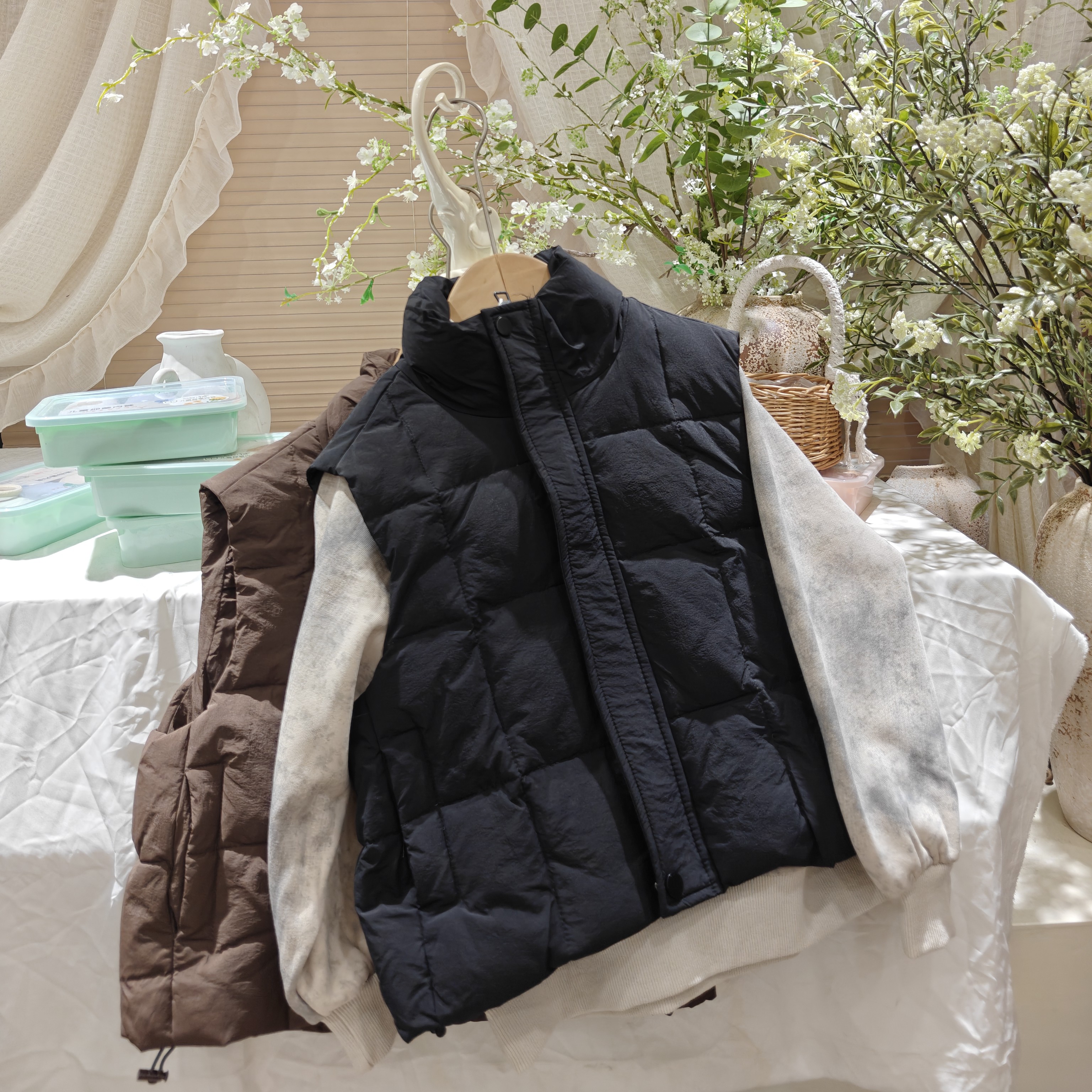 6D05。8106绒丝马甲冬季保暖童装