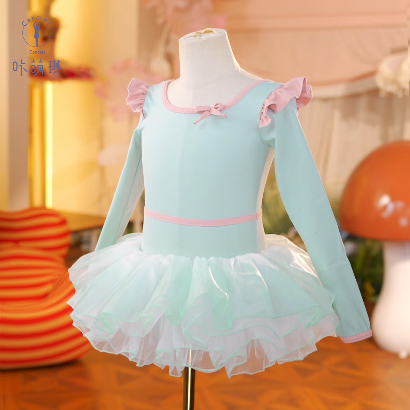 25104儿童舞蹈服公主风甜美方领短袖体服+纱裙套装