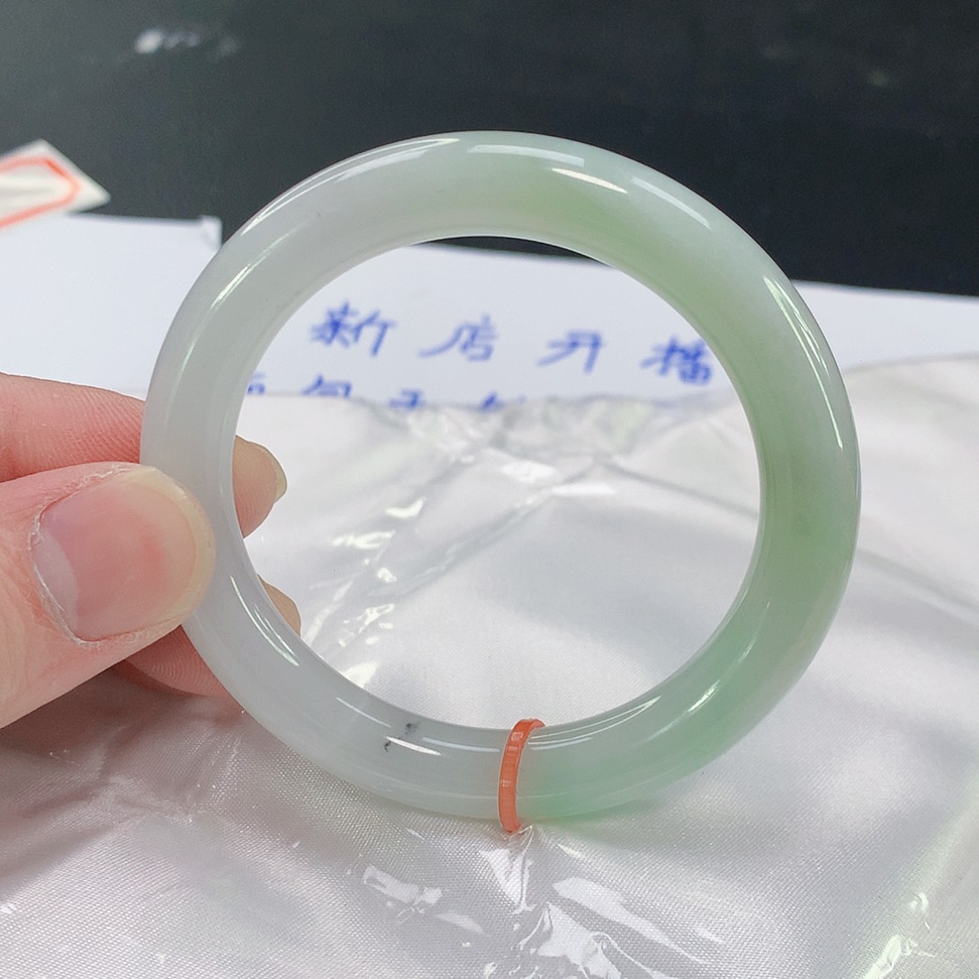 翡翠手镯未镶嵌122缅甸天然翡翠A货