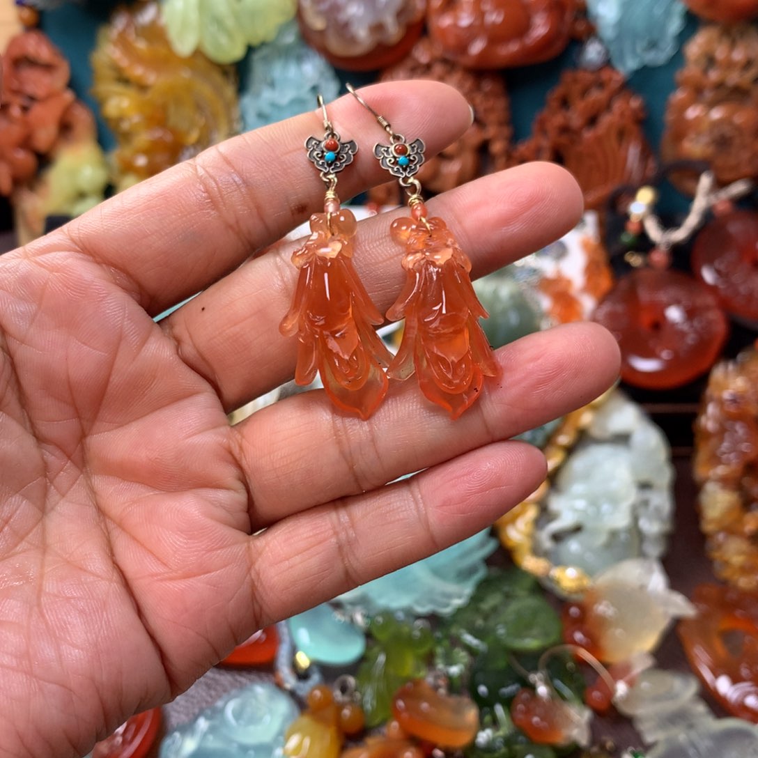 蛇纹石玉耳坠未镶嵌