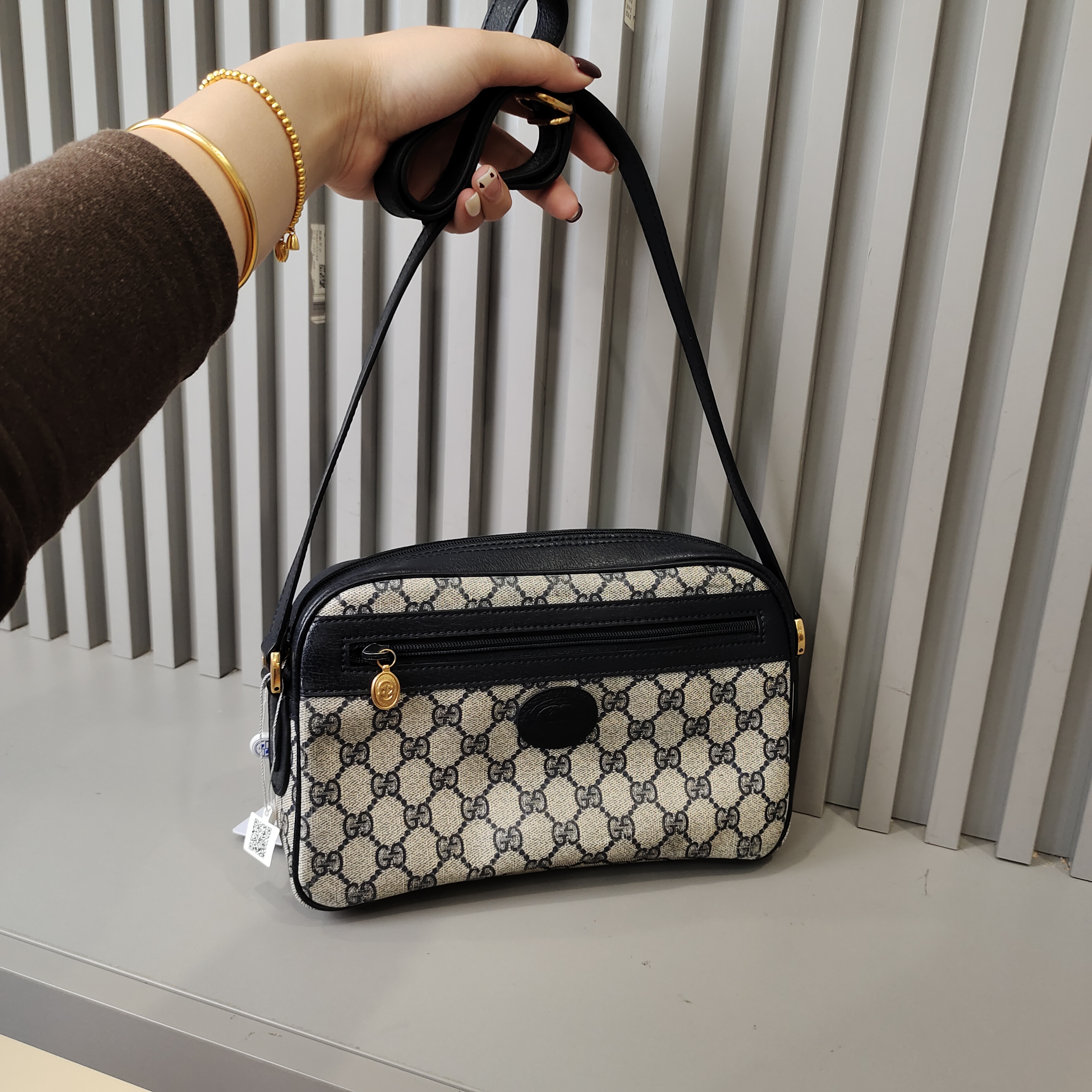 95新 GUCCI/古驰 兔兔奢欣欣/古驰斜挎包/241214032