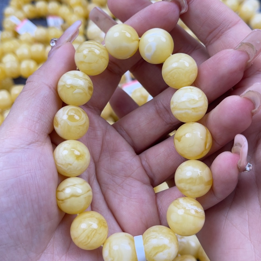 琥珀裸石未镶嵌尺寸14