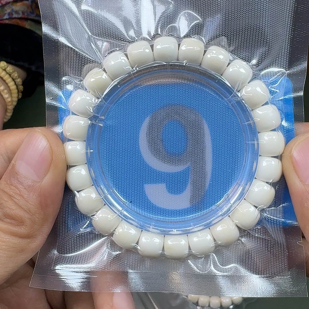 白玉菩提吊坠10白玉单圈。9