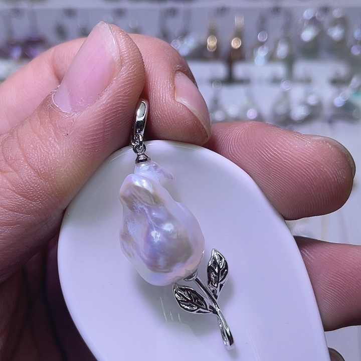 未镶嵌颈饰淡水珍珠01