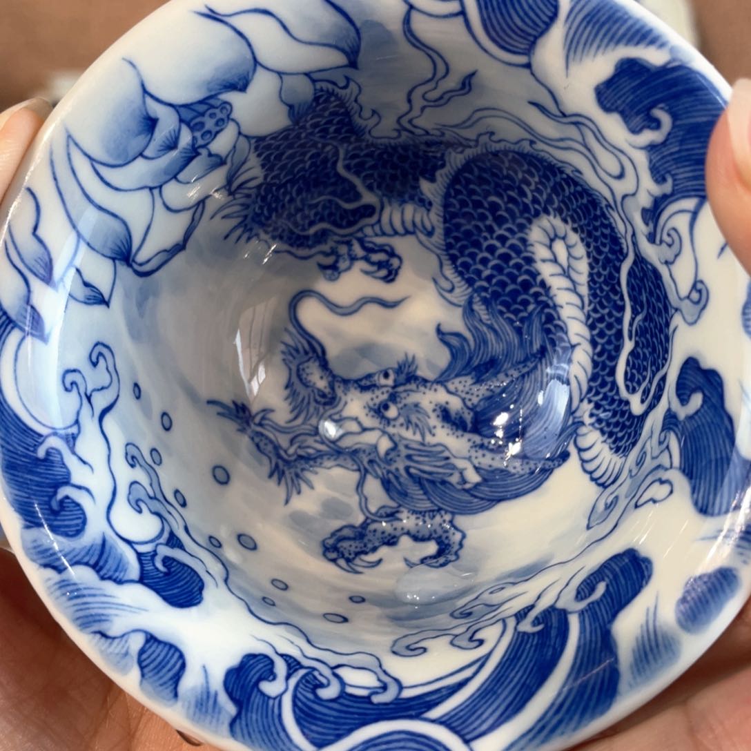 泥藝瓷梦穿花龙压手杯