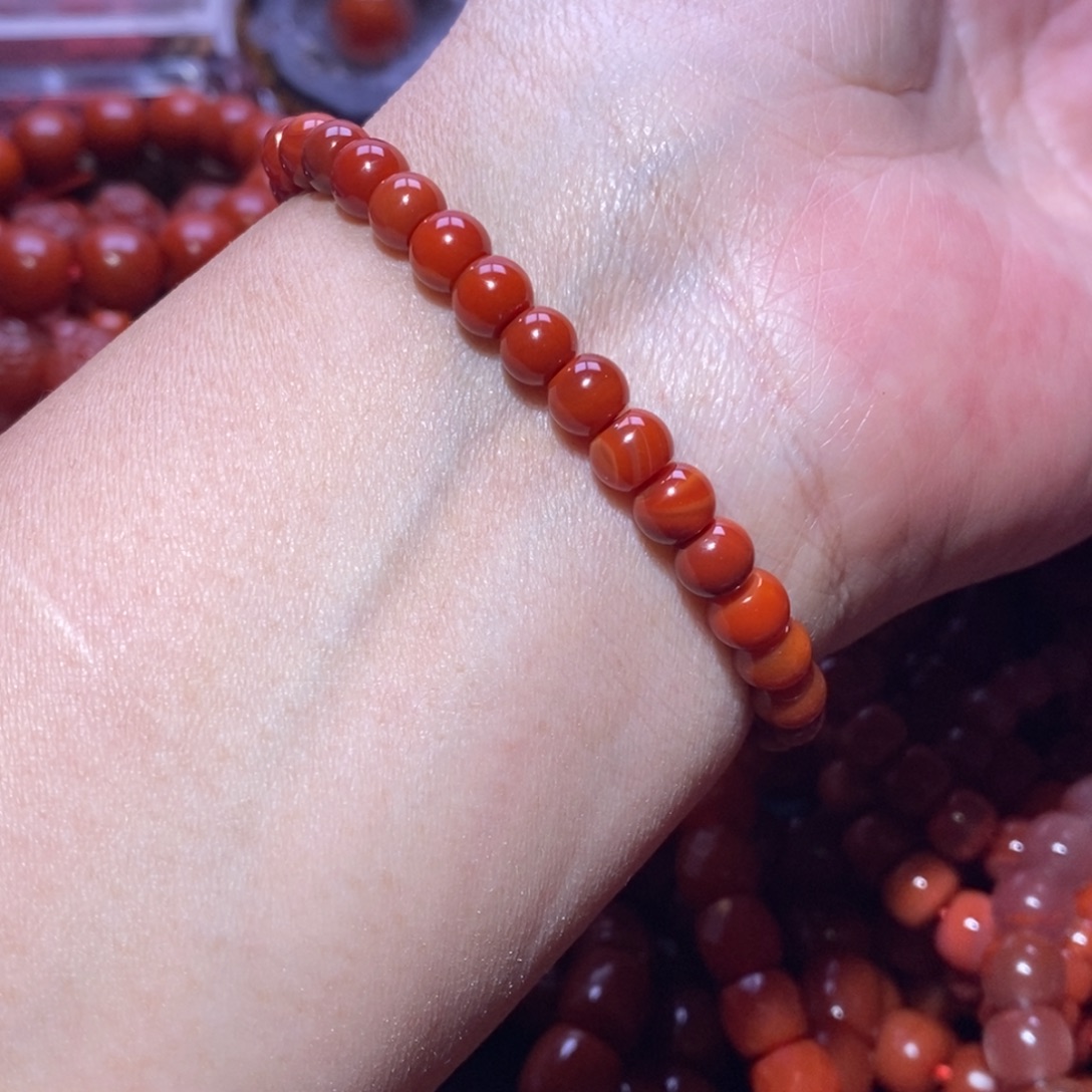 南红玛瑙未镶嵌手链卡6.3