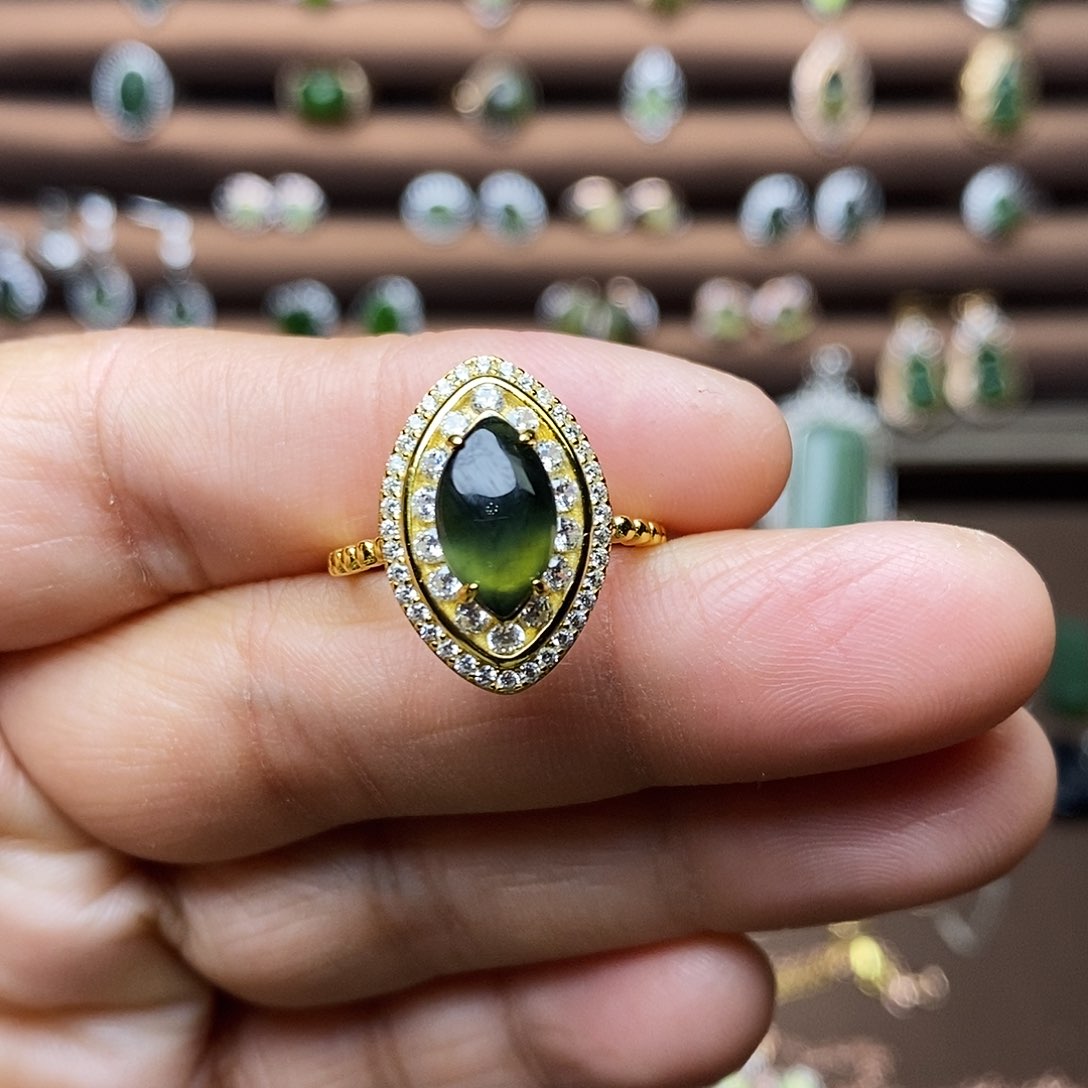 吊坠(不含链)银S925镶嵌和田玉（碧玉）戒指