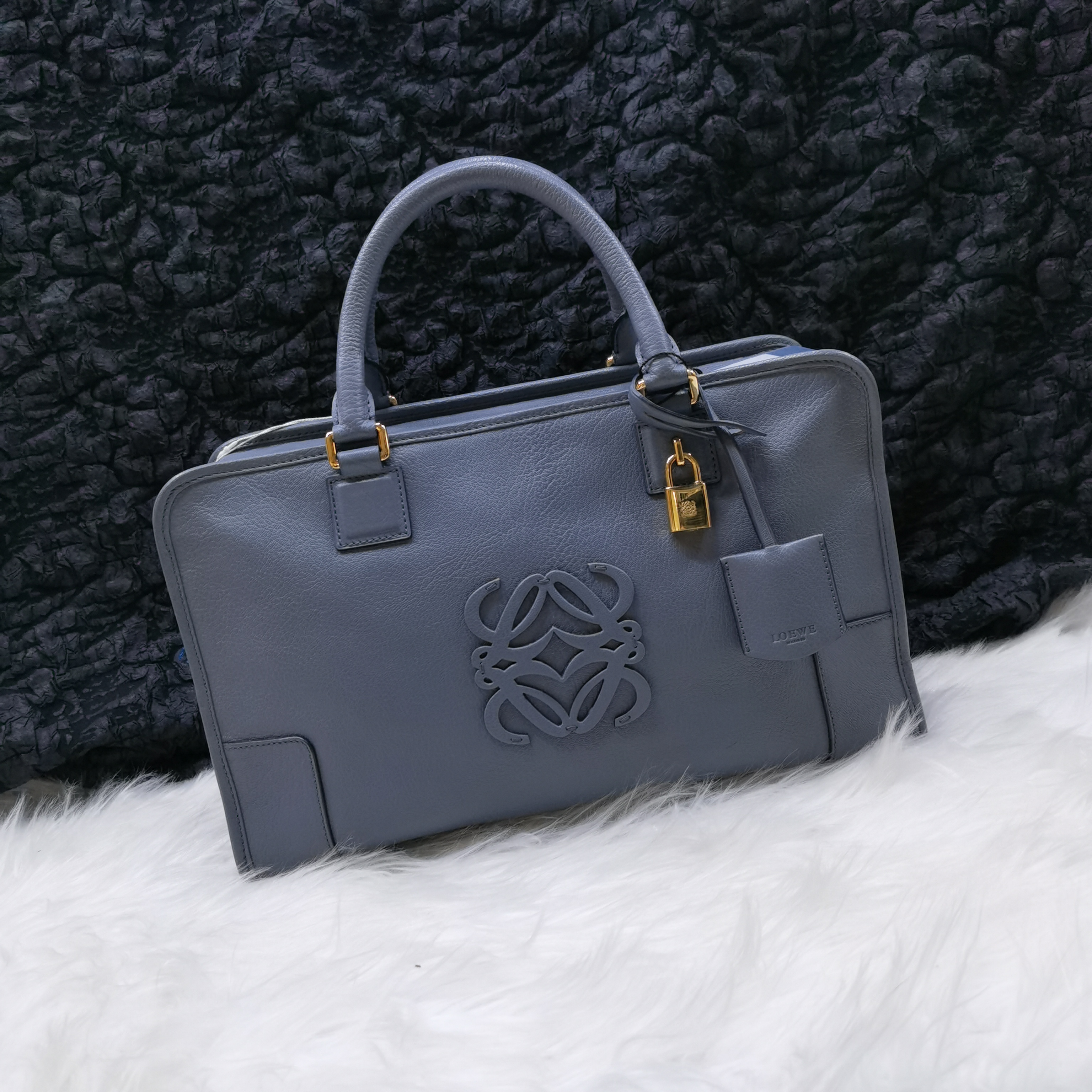 95新 LOEWE/罗意威 罗意威灰色中号枕头包手提包