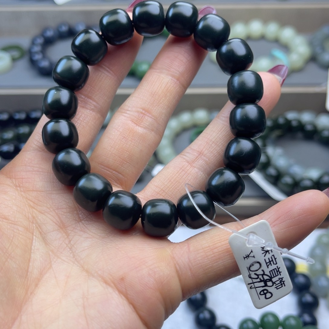 和田玉手链未镶嵌