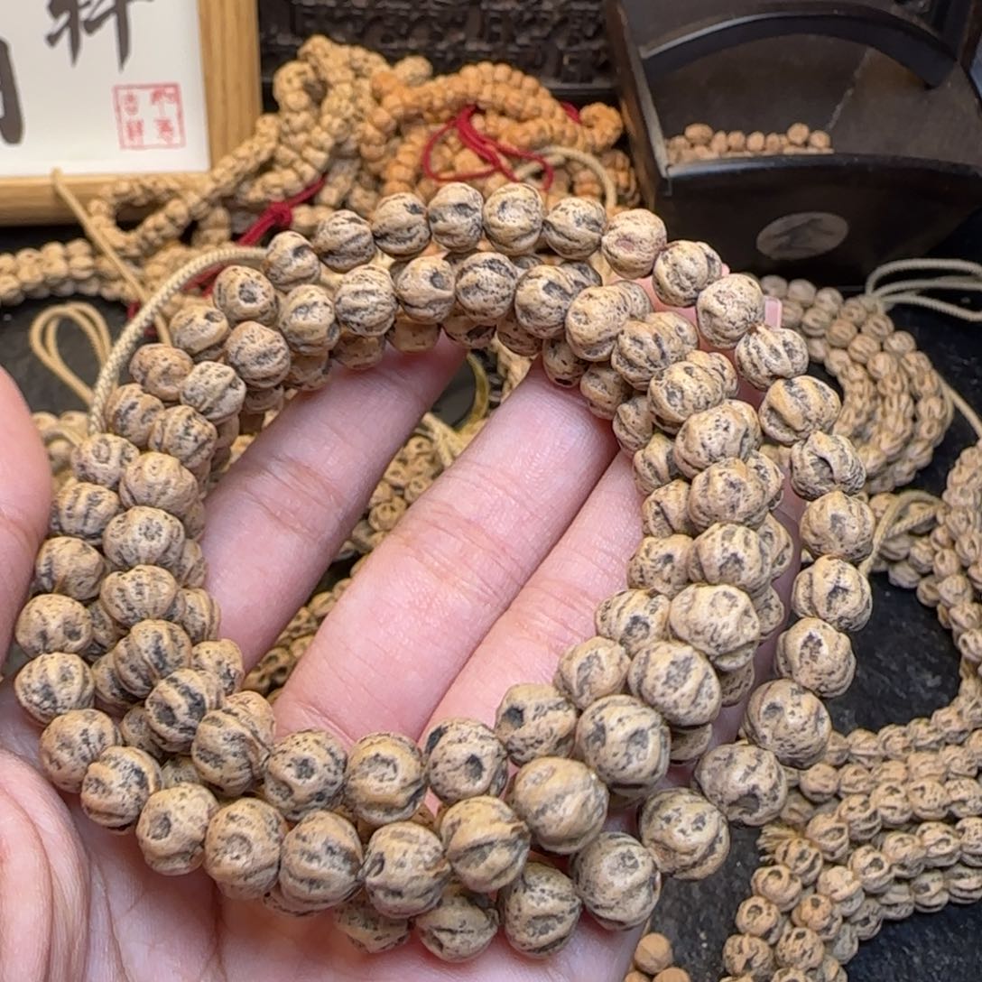 柏香籽/百香籽吊坠?*?