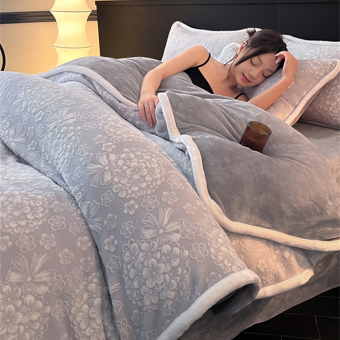 正品 加厚8-9斤  雕花云绒牛奶绒四件套秋冬保暖不掉毛 不起静电 