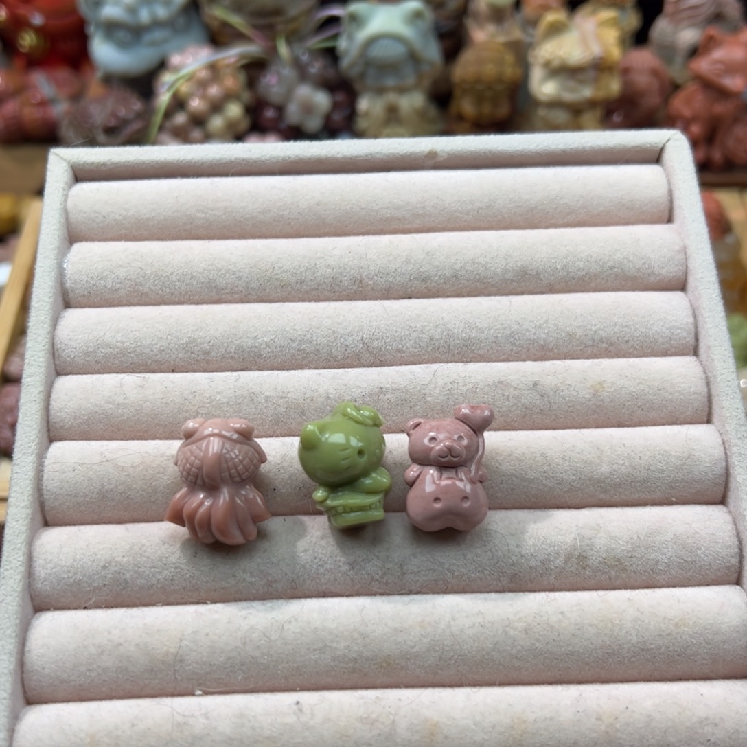 秋***池石英质玉未镶嵌珠宝奇石