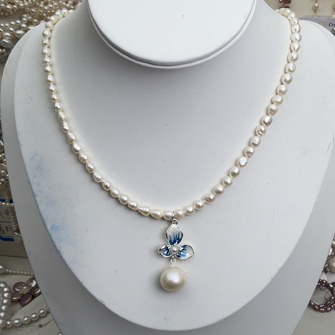 未镶嵌颈饰淡水珍珠