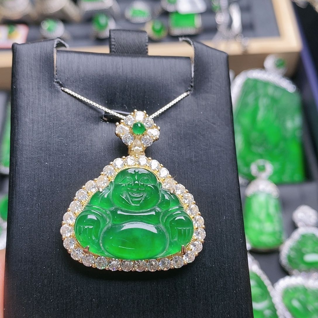 翡翠颈饰未镶嵌吊坠18