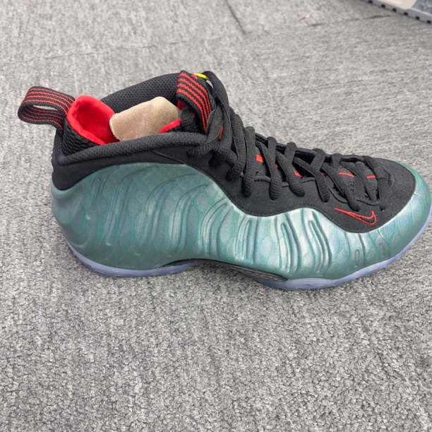 全新未使用 NIKE/耐克 41码 原盒 喷泡 球鞋