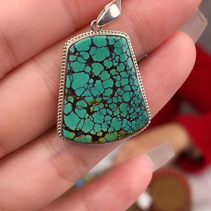 绿松石未镶嵌原矿