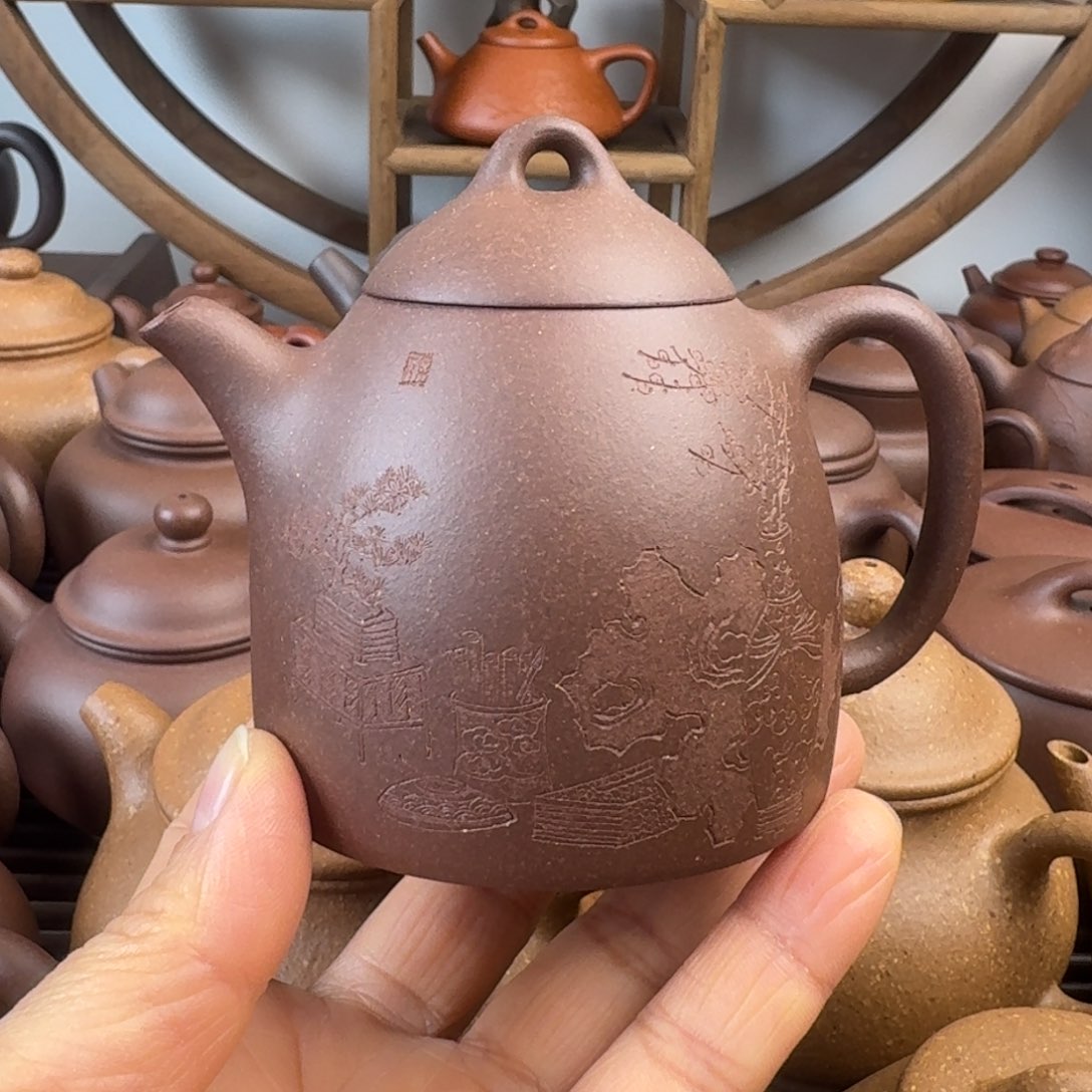 茶壶紫砂170cc秦权嫩底槽清刻绘