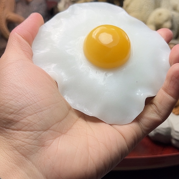 辽宁石荷包蛋摆件