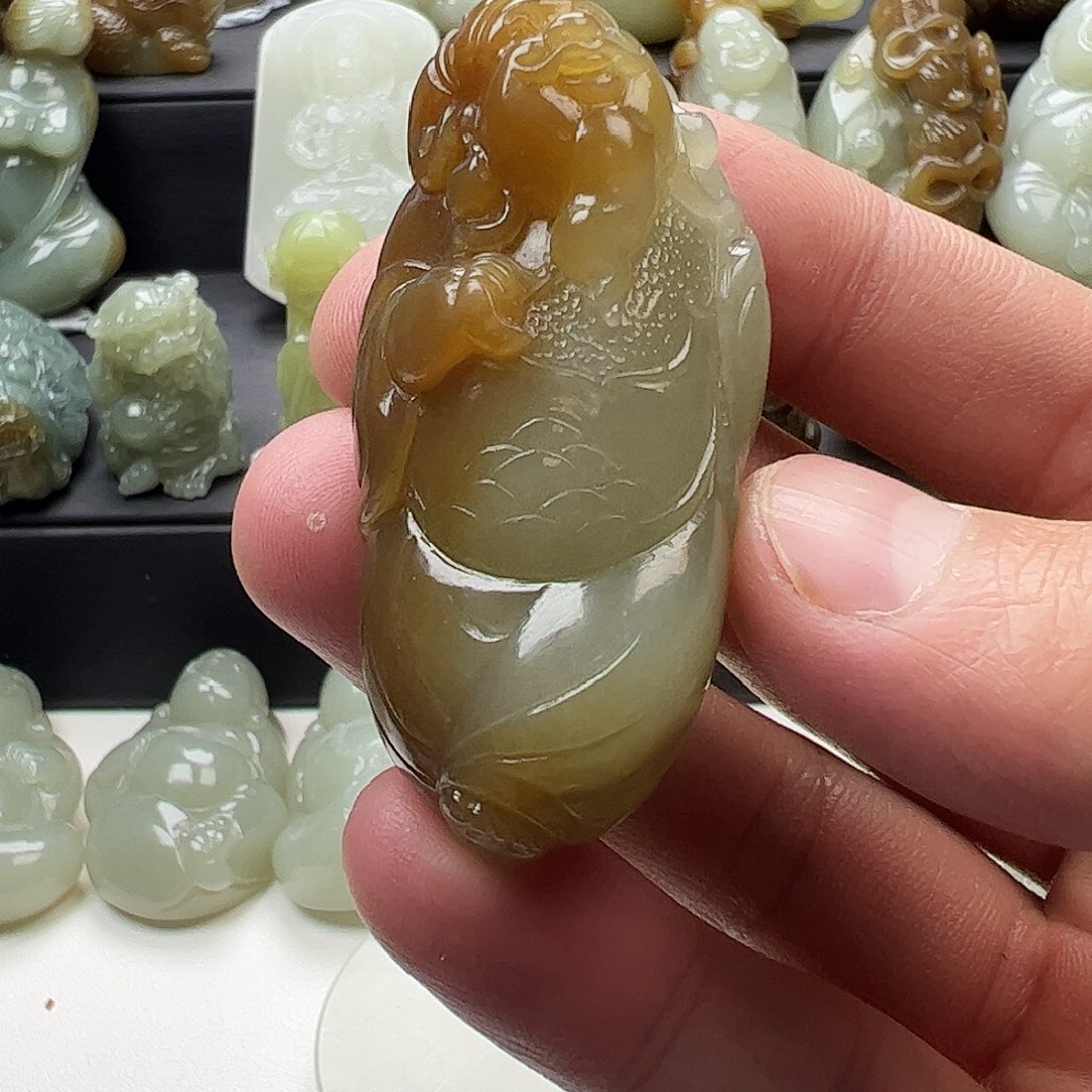 和田玉未镶嵌挂件