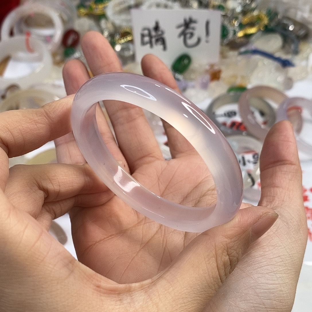 玛瑙/玉髓未镶嵌手镯A157。57.7圈