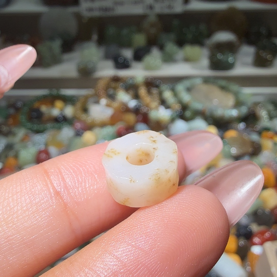 和田玉未镶嵌珠宝奇石