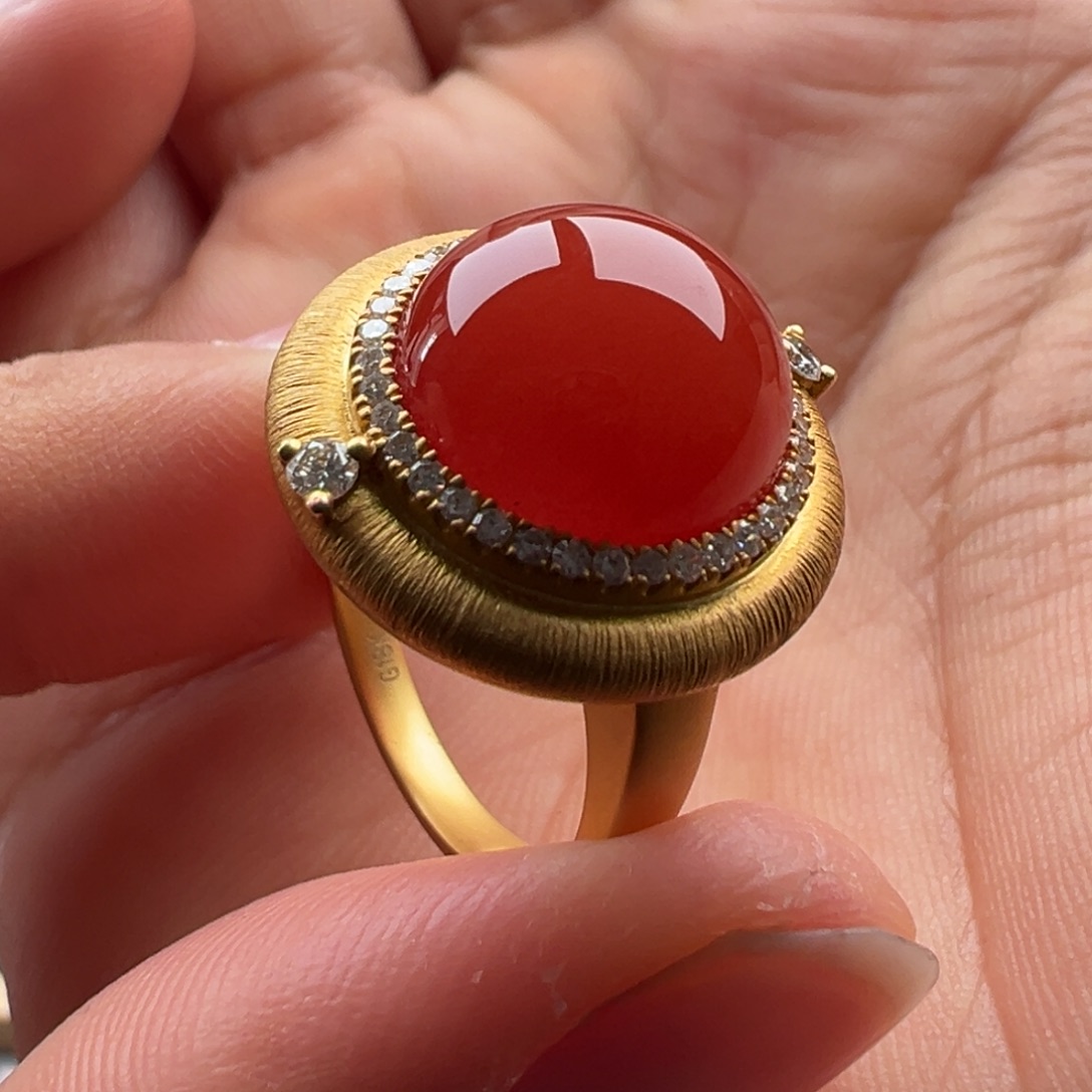 南红玛瑙戒指18K金镶嵌