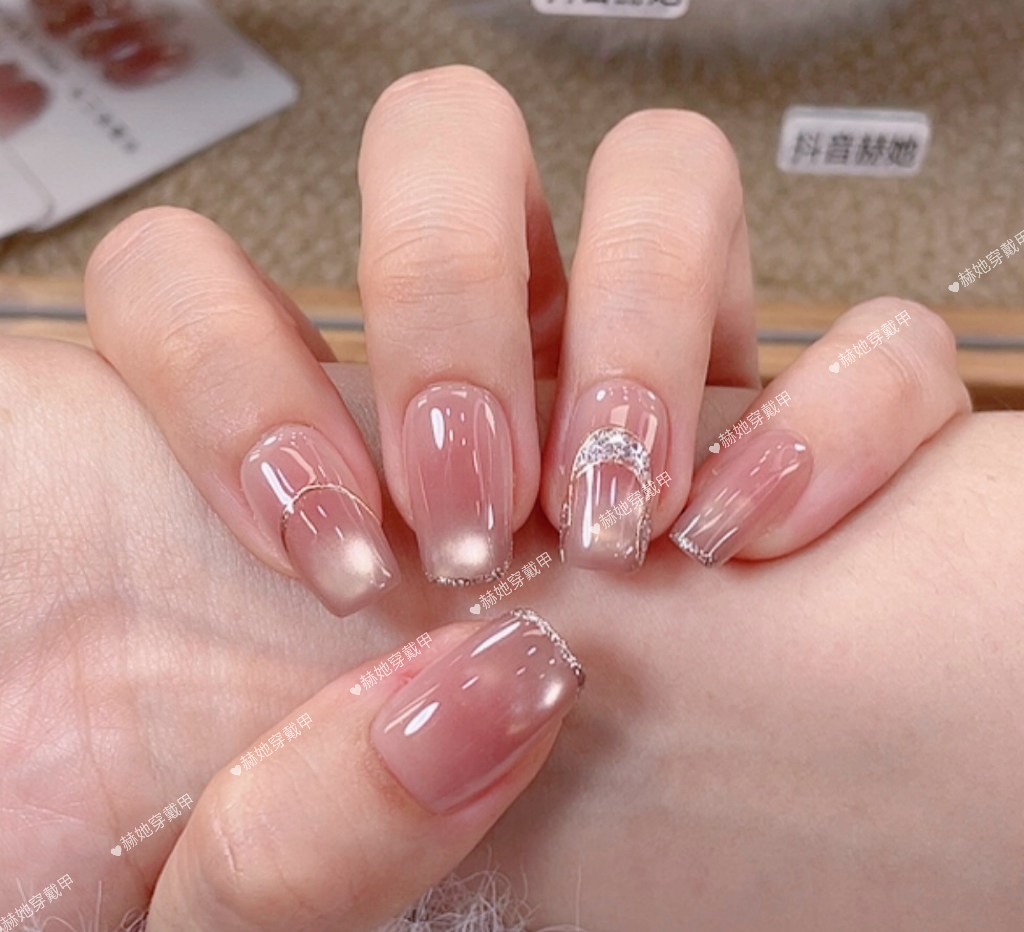 【白月光】秋冬新款溜边法式千金纯手工美甲高级感穿戴甲甲片美甲片