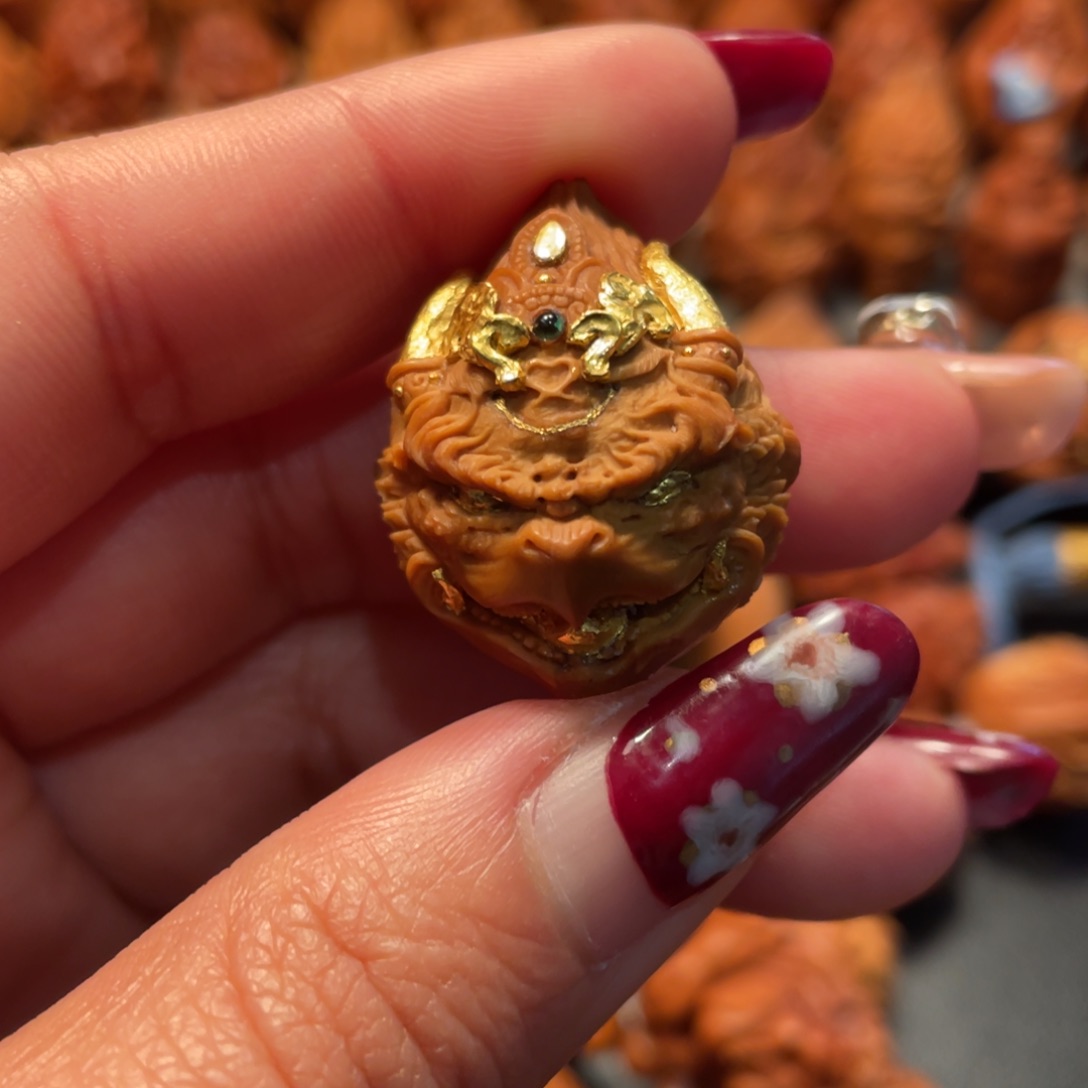 【闪购商品】手串/手链橄榄核大鹏鸟