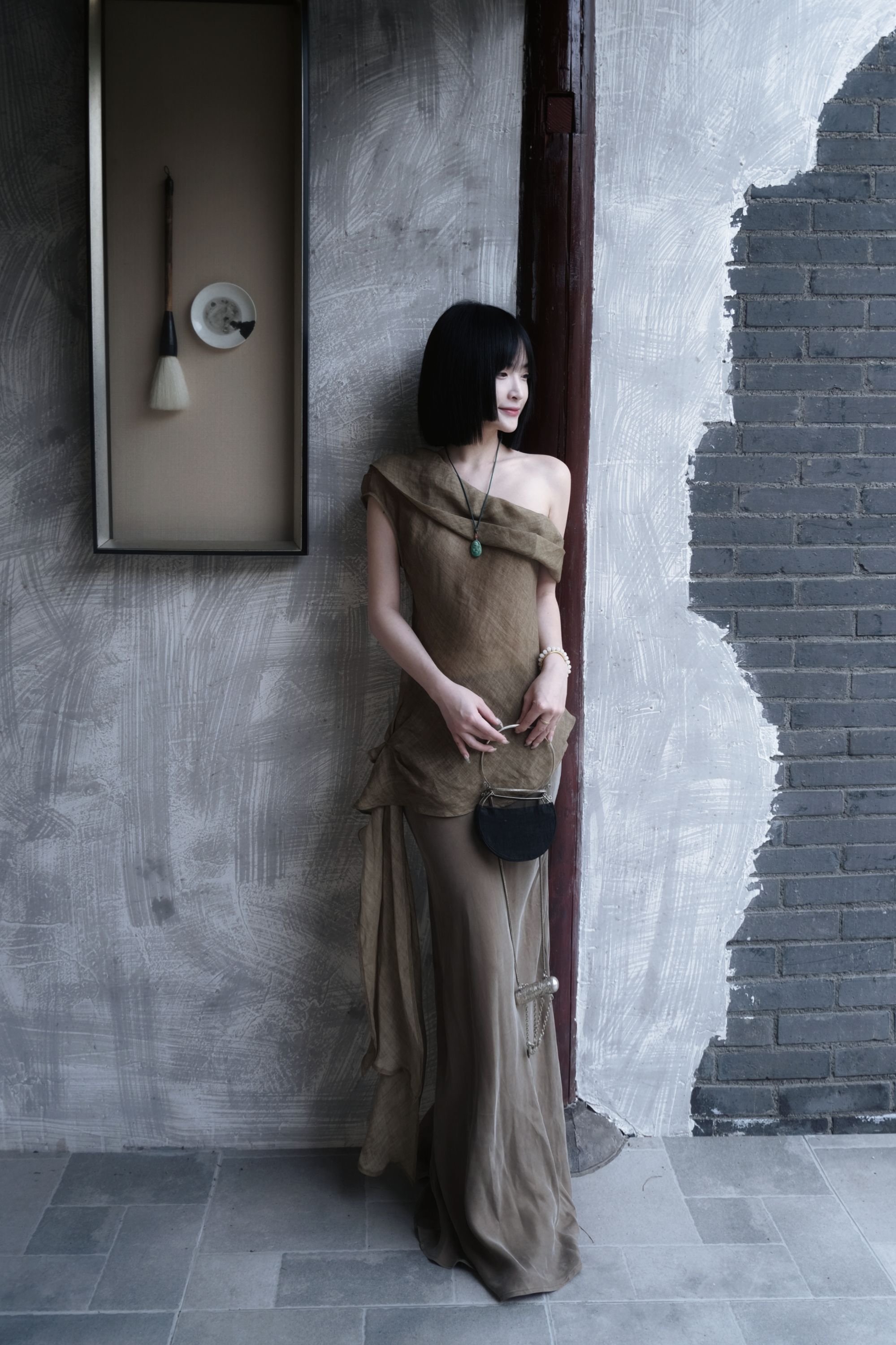 四時合序 苎麻脏染做旧侘寂风 斜肩复古上衣