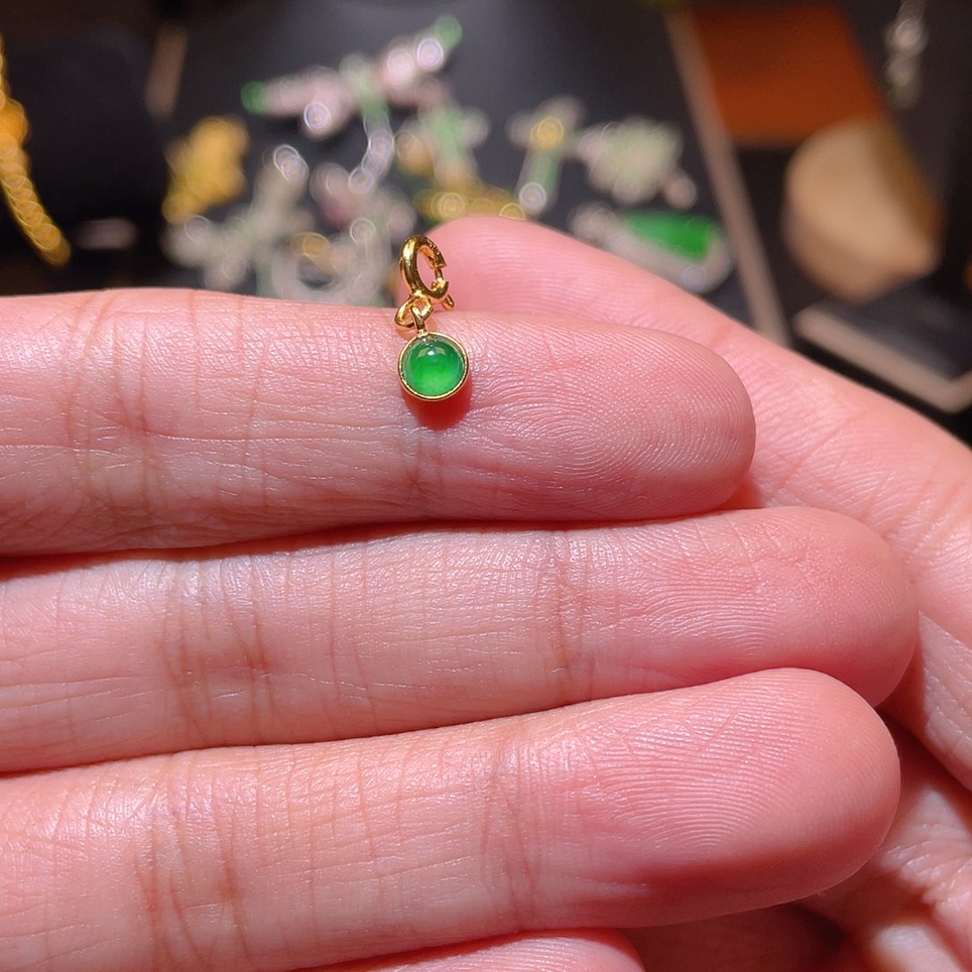 翡翠吊坠(不含链)银S925镶嵌