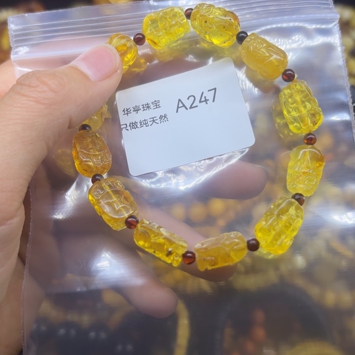 琥珀未镶嵌珠宝奇石