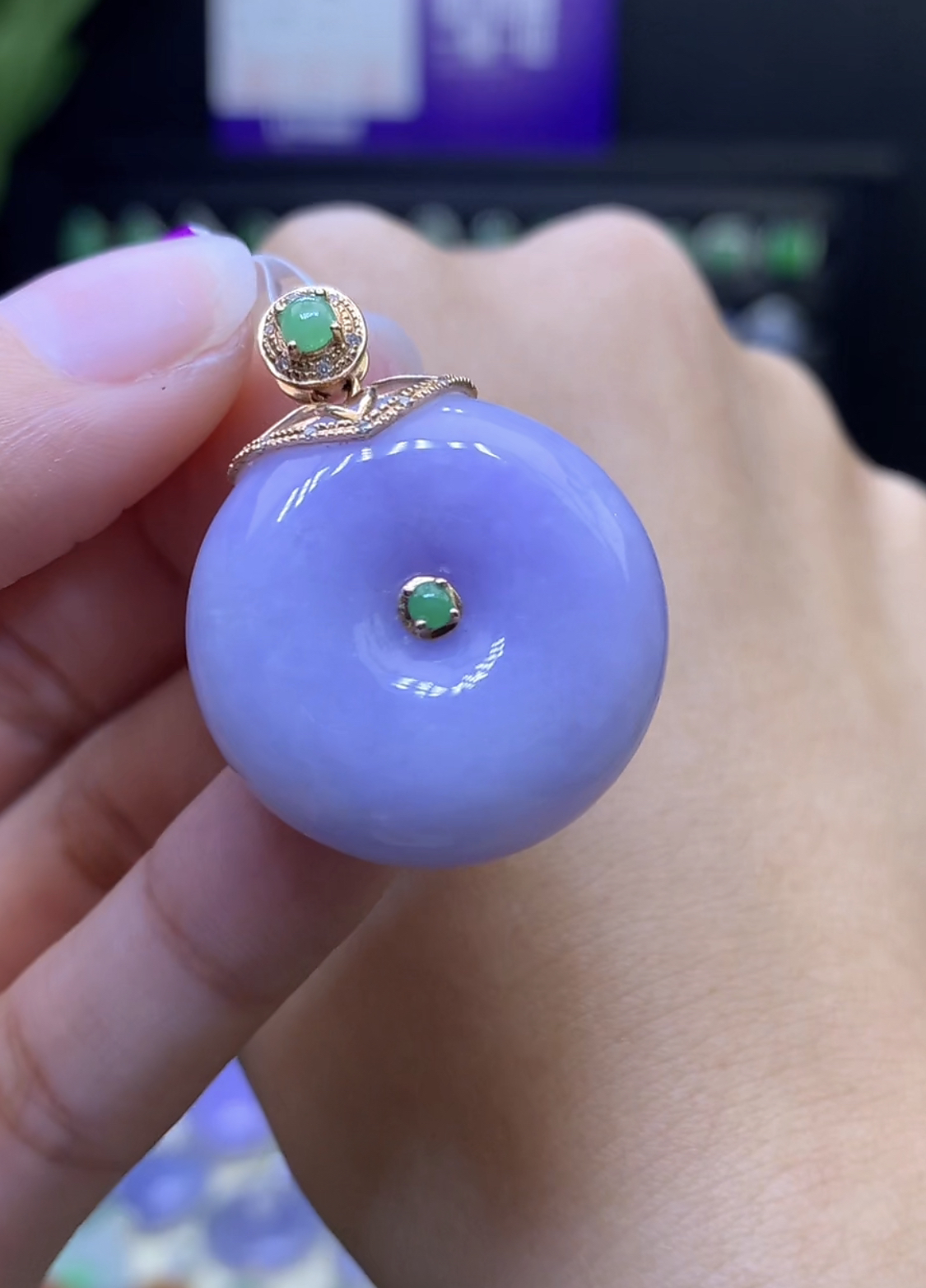 纯天然缅甸翡翠A货