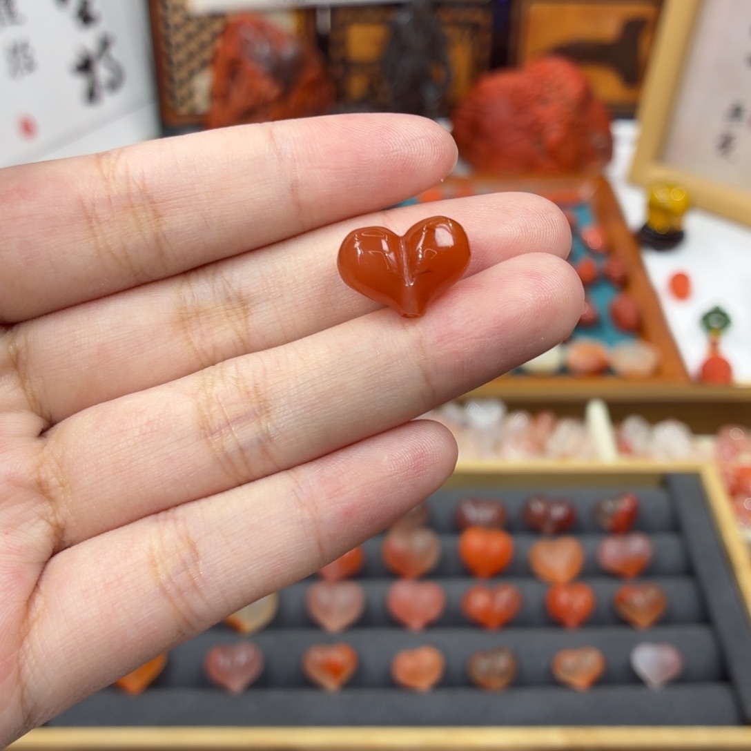 南红玛瑙未镶嵌配饰南红屁桃