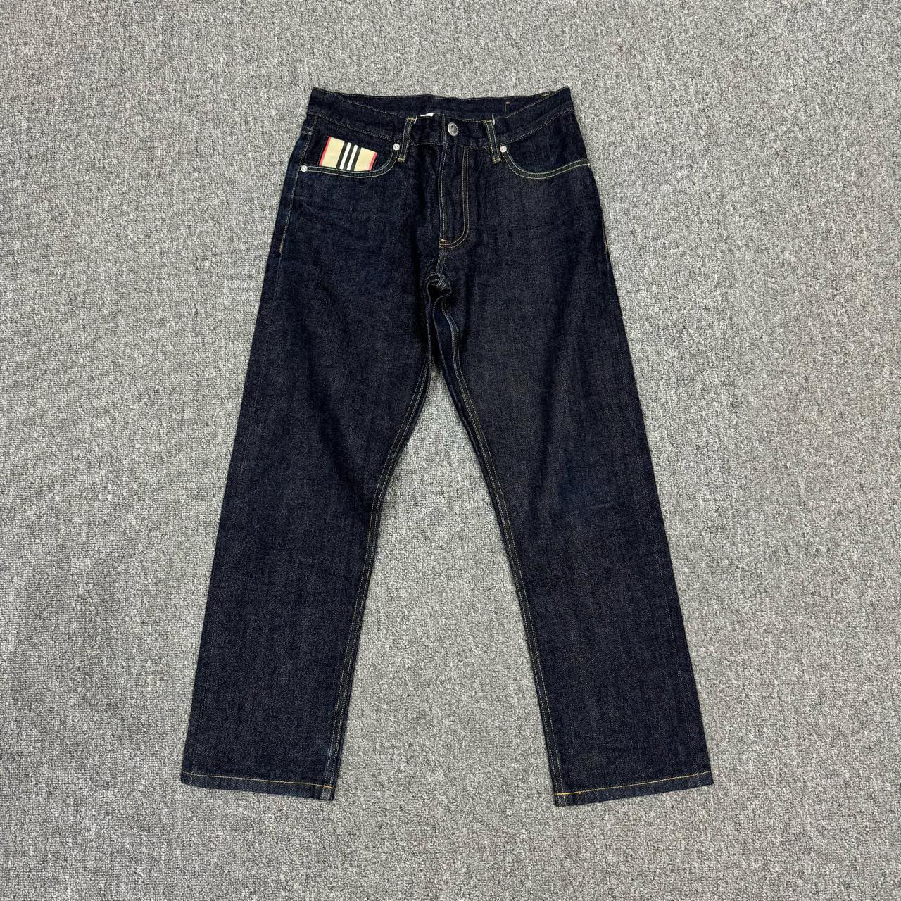 Burberry巴宝莉 深色原牛皮牌牛仔裤 40码99新 8398027