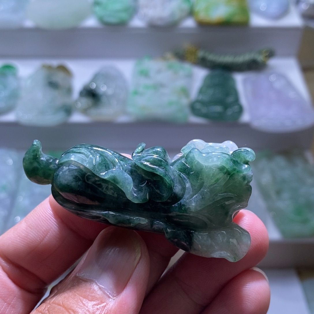 【闪购商品】翡翠颈饰未镶嵌111111111111