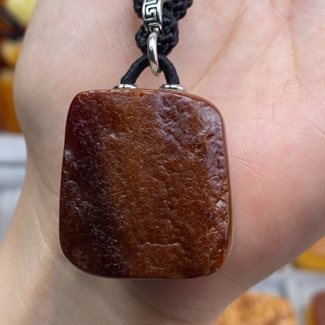 琥珀吊坠(赠链)未镶嵌