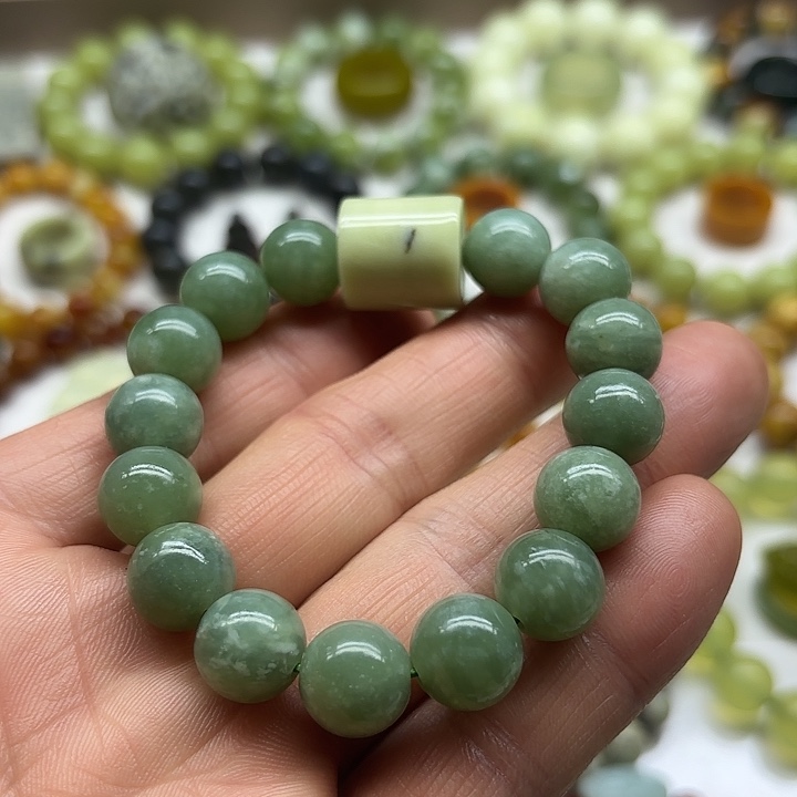 岫玉未镶嵌岫玉手串12