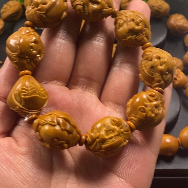 吊坠橄榄核荷叶横财