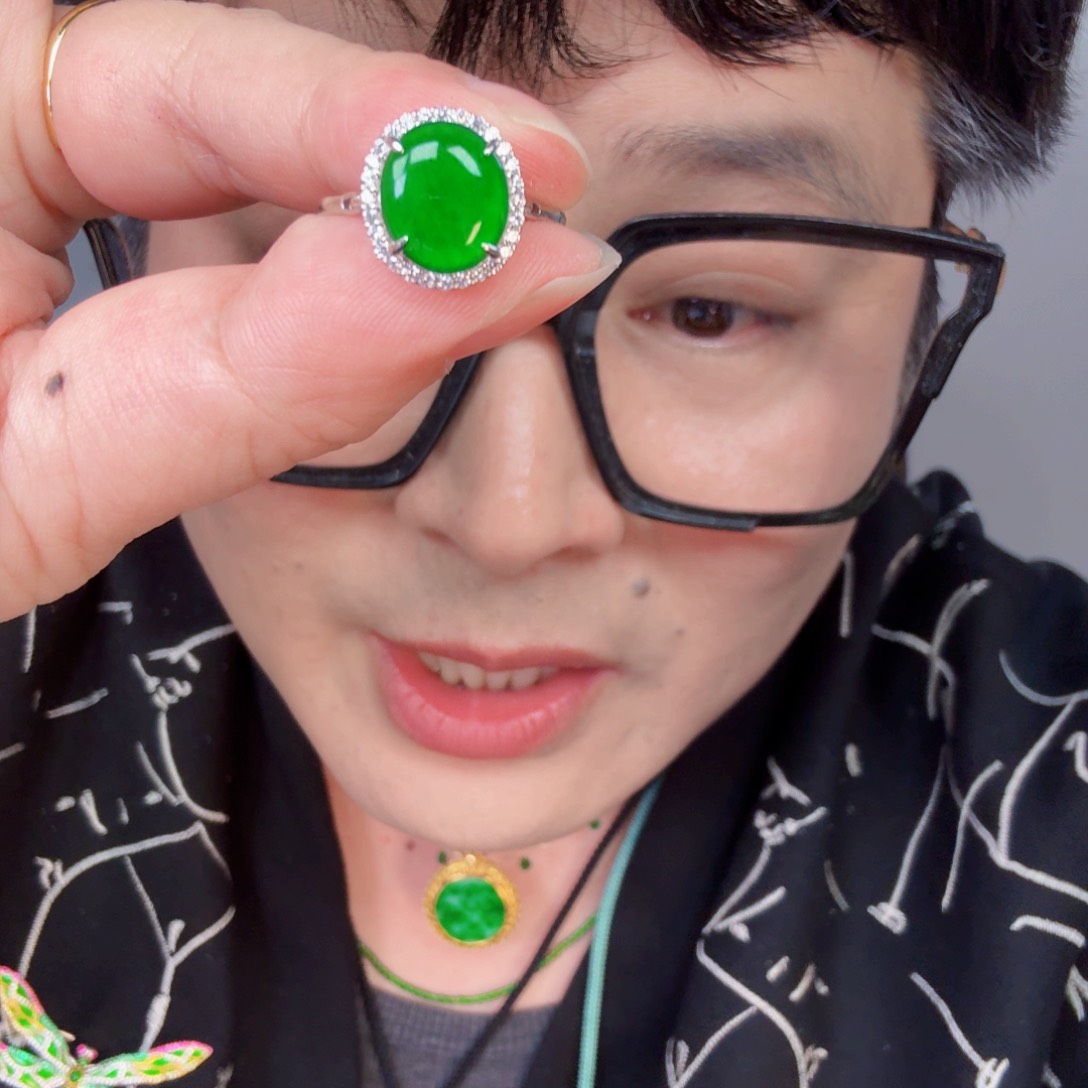 翡翠颈饰未镶嵌一个