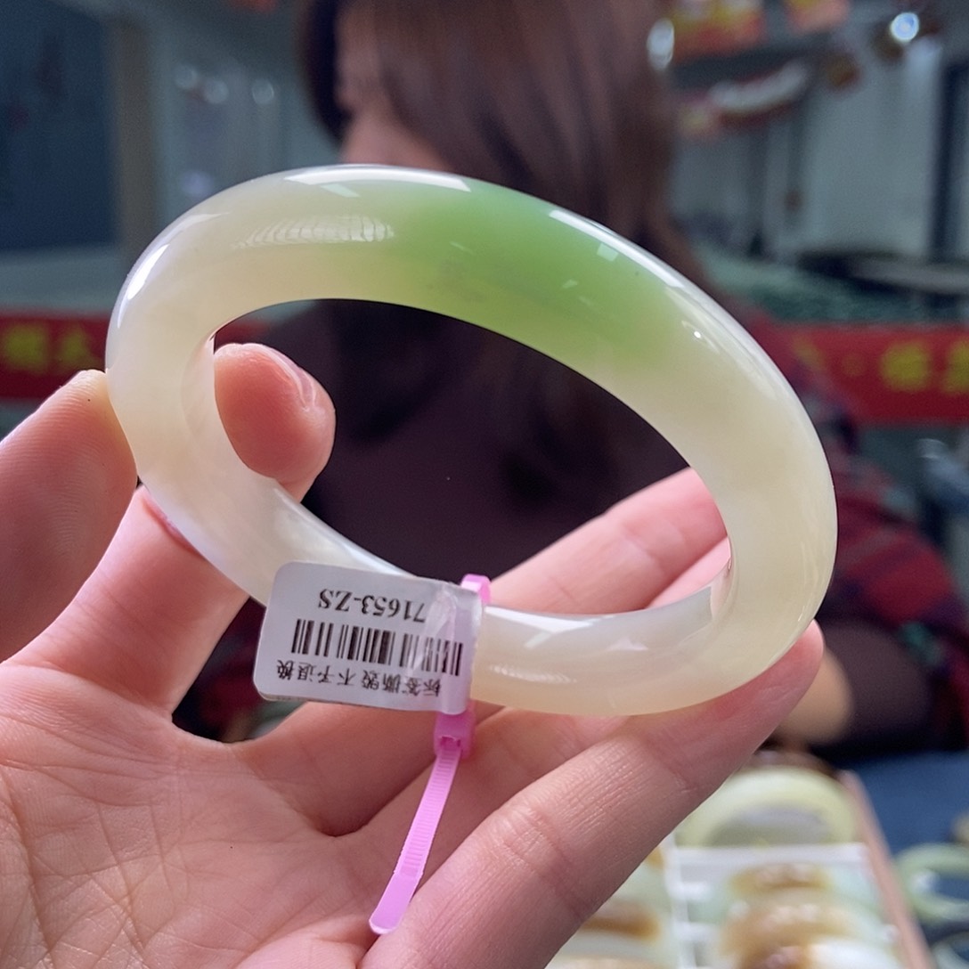 和田玉（翠青玉）手镯未镶嵌55 56