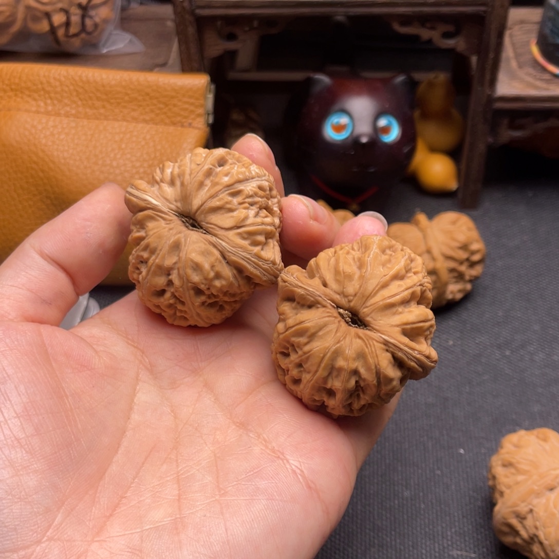 银***询大叶紫檀（黑酸枝木类）